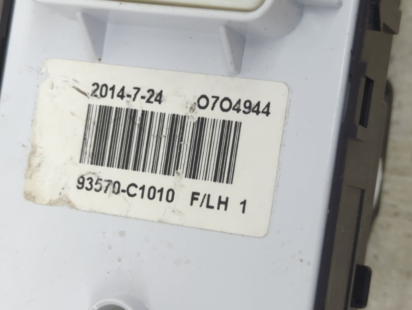 2015-2019 Hyundai Sonata Master Power Window Switch Replacement Driver Side Left P/N:93570-C1010 Fits OEM Used Auto Parts - 