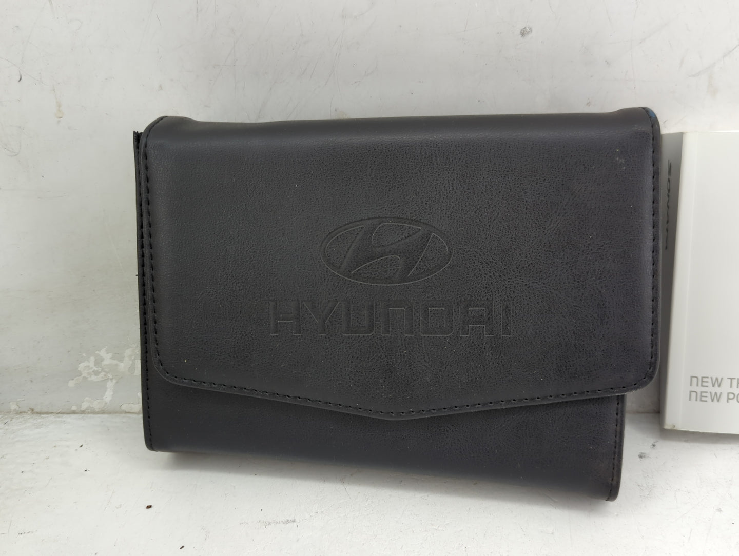 2015 Hyundai Sonata Owners Manual Book Guide P/N:FC10-EU46C OEM Used Auto Parts - Oemusedautoparts1.com