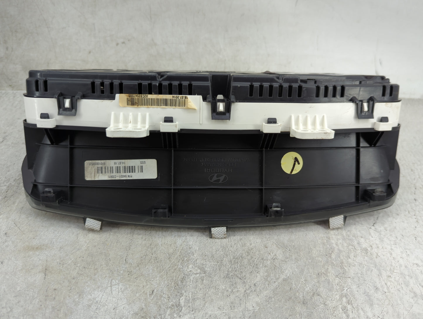 2015 Hyundai Sonata Instrument Cluster Speedometer Gauges P/N:94031-C2000 Miles: Fits OEM Used Auto Parts - Oemusedautoparts