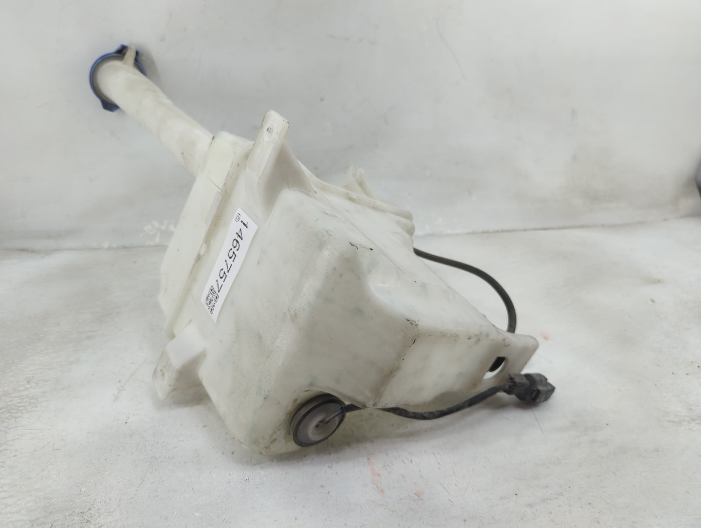 2015-2019 Hyundai Sonata Windshield Washer Fluid Reservoir Bottle Oem 1465757 - Oemusedautoparts1.com
