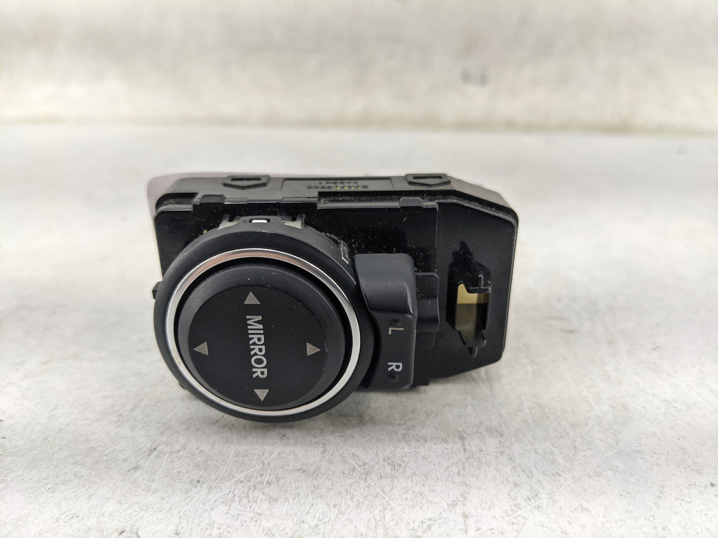 2015 Hyundai Sonata Master Power Window Switch Replacement Driver Side Left P/N:S180 Fits OEM Used Auto Parts - Oemusedautop
