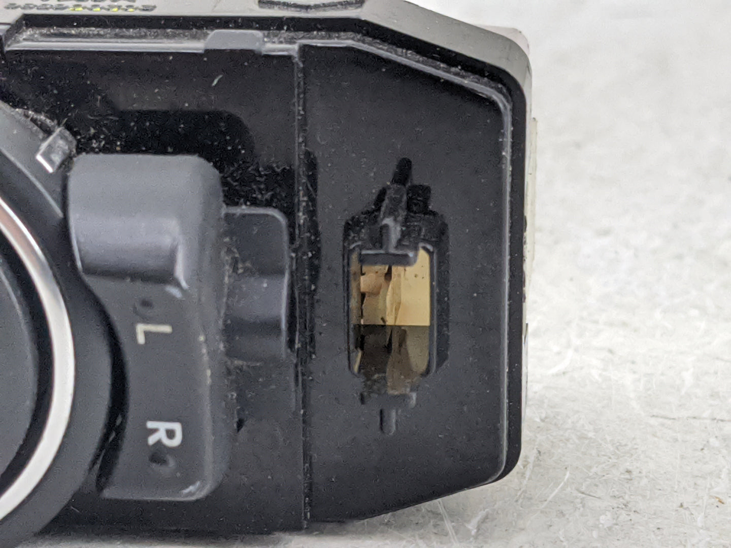2015 Hyundai Sonata Master Power Window Switch Replacement Driver Side Left P/N:S180 Fits OEM Used Auto Parts - Oemusedautop