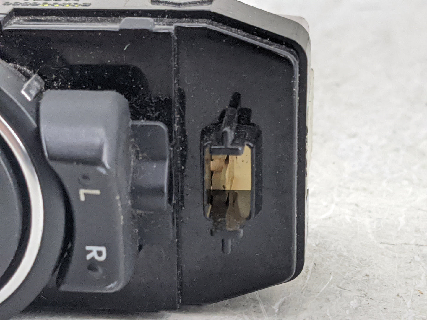 2015 Hyundai Sonata Master Power Window Switch Replacement Driver Side Left P/N:S180 Fits OEM Used Auto Parts - Oemusedautop