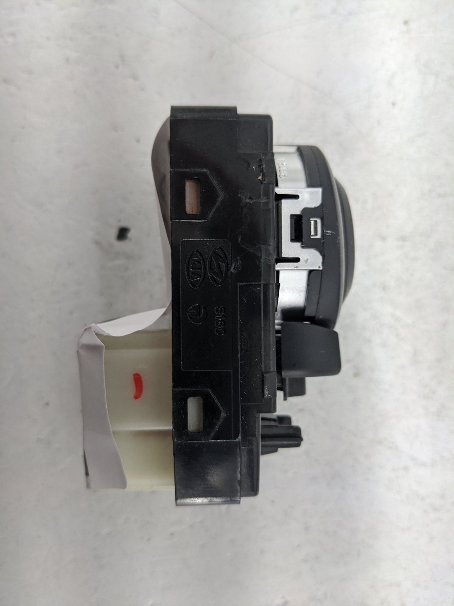 2015 Hyundai Sonata Master Power Window Switch Replacement Driver Side Left P/N:S180 Fits OEM Used Auto Parts - Oemusedautop