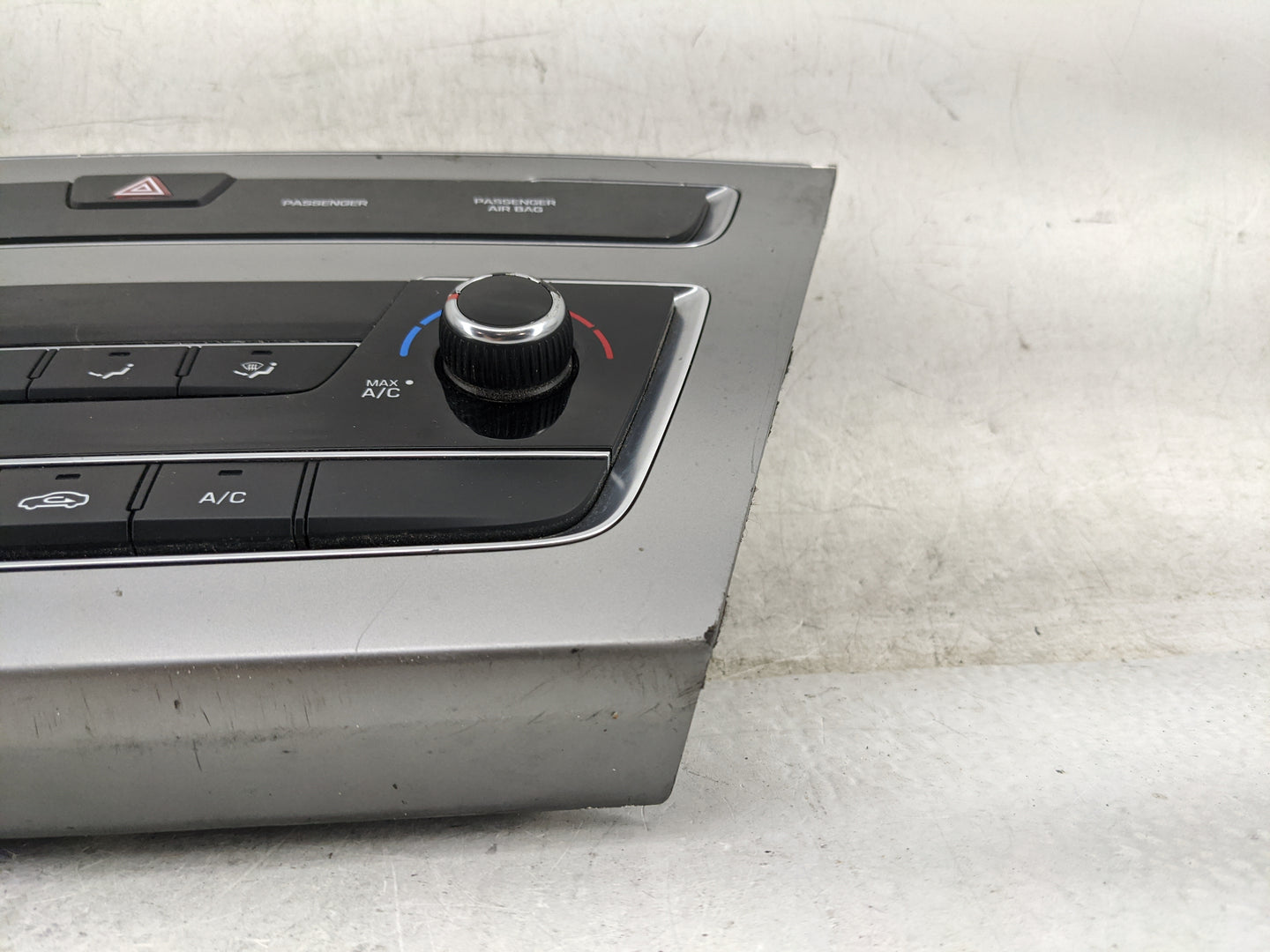 2015-2017 Hyundai Sonata Climate Control Module Temperature AC/Heater Replacement P/N:97250-C1500 94510-C1500 Fits OEM Used 