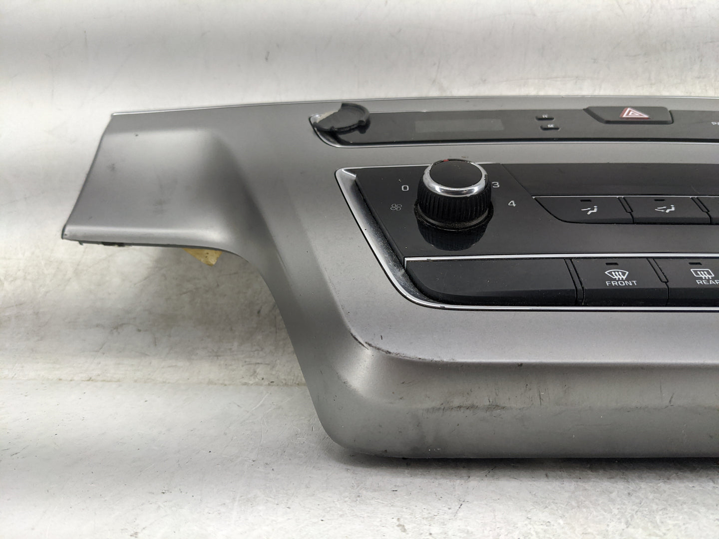 2015-2017 Hyundai Sonata Climate Control Module Temperature AC/Heater Replacement P/N:97250-C1500 94510-C1500 Fits OEM Used 