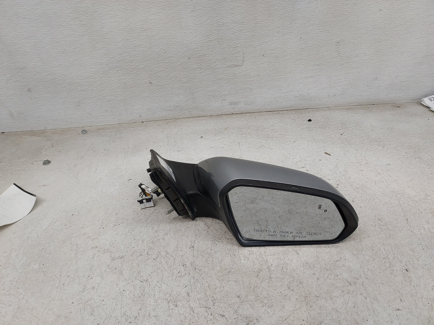 2015 Hyundai Sonata Passenger Side View Mirror - Right Door Mirror OEM Used - Oemusedautoparts1.com