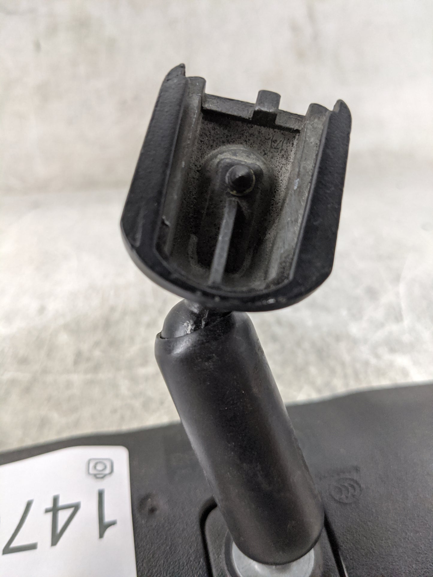 2011-2019 Hyundai Sonata Interior Rear View Mirror Replacement OEM P/N:011083 Fits OEM Used Auto Parts - Oemusedautoparts1.c