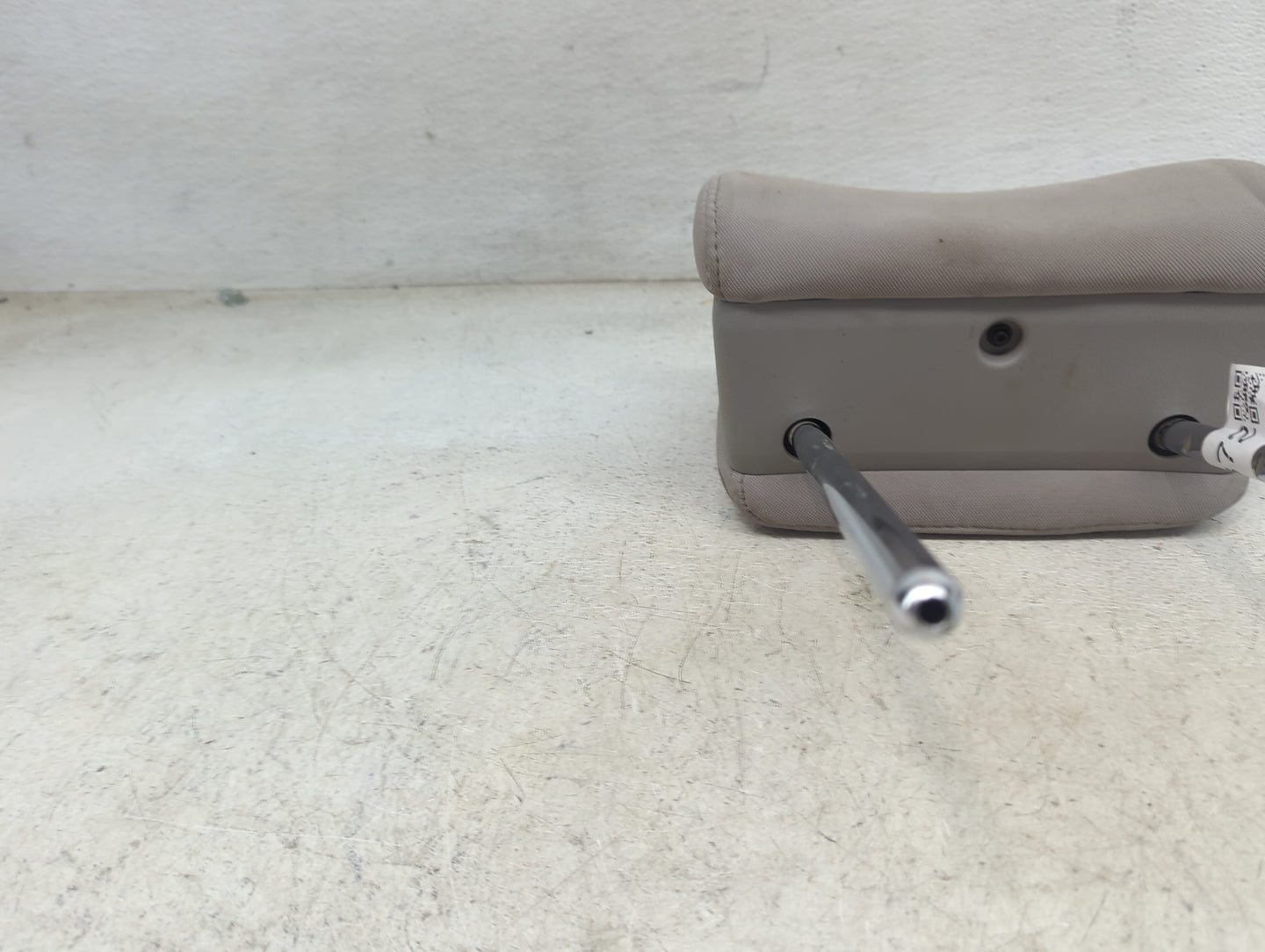 2015-2017 Hyundai Sonata Headrest Head Rest Front Driver Passenger Seat Fits Fits 2015 2016 2017 OEM Used Auto Parts - Oemus