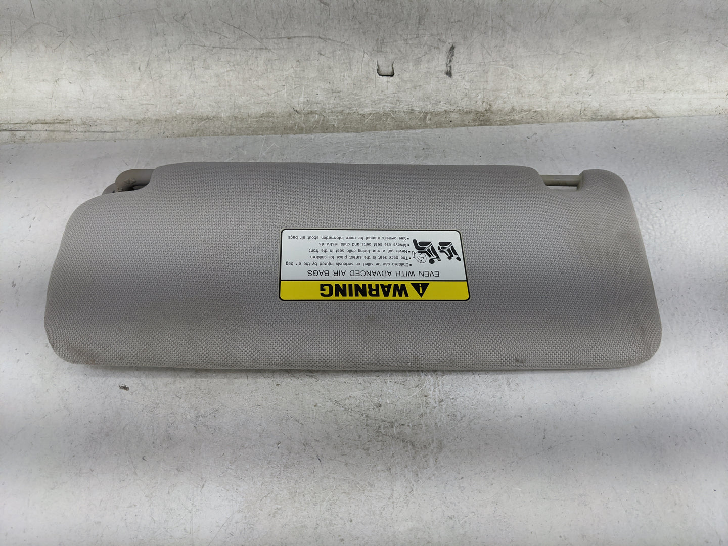 2015-2019 Hyundai Sonata Sun Visor Shade Replacement Passenger Right Mirror Fits Fits 2015 2016 2017 2018 2019 OEM Used Auto