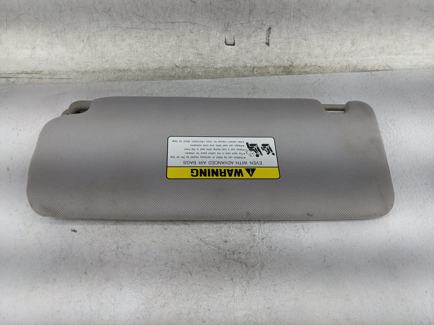2015-2019 Hyundai Sonata Sun Visor Shade Replacement Passenger Right Mirror Fits Fits 2015 2016 2017 2018 2019 OEM Used Auto