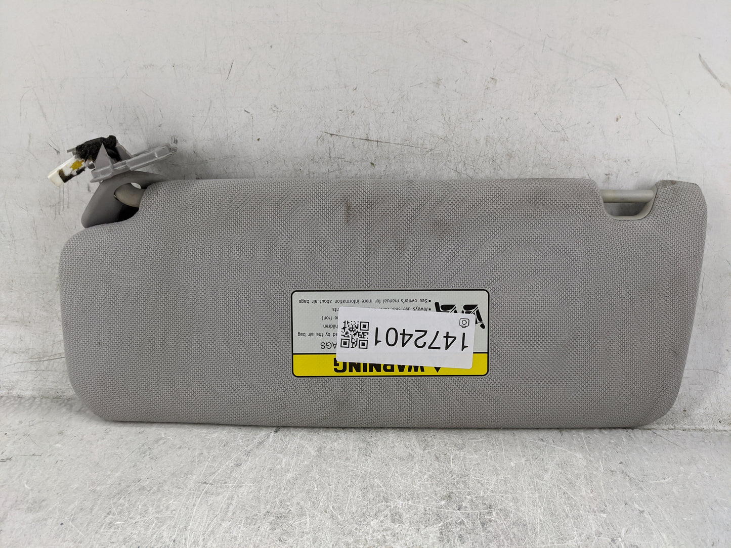 2015-2019 Hyundai Sonata Sun Visor Shade Replacement Passenger Right Mirror Fits Fits 2015 2016 2017 2018 2019 OEM Used Auto