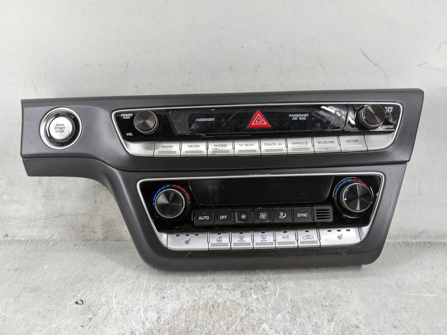 2015 Hyundai Sonata Climate Control Module Temperature AC/Heater Replacement P/N:97250-C2XXX 97250-C2AA0 Fits OEM Used Auto 