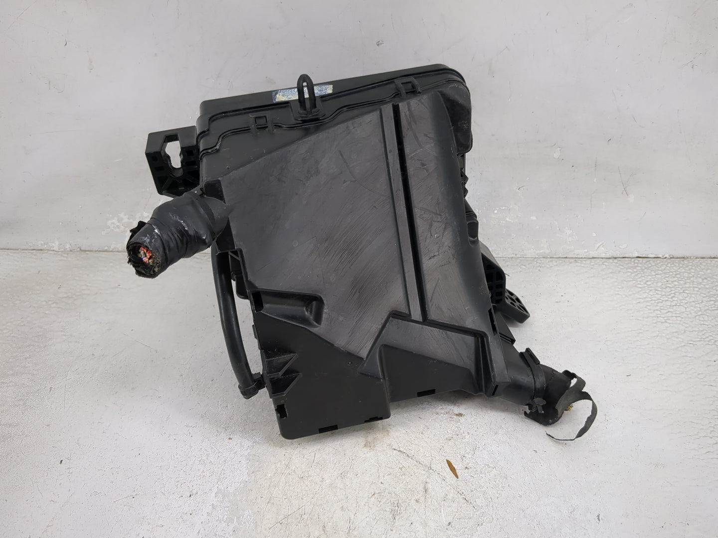 2015 Hyundai Sonata Fusebox Fuse Box Panel Relay Module P/N:91950-C1820 Fits OEM Used Auto Parts - Oemusedautoparts1.com