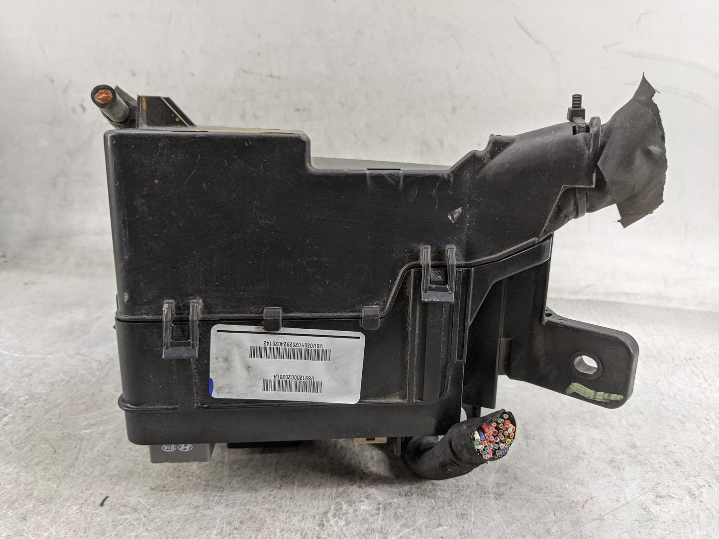2015 Hyundai Sonata Fusebox Fuse Box Panel Relay Module P/N:VS91200C2020LA 91950-C2020 Fits OEM Used Auto Parts - Oemusedaut