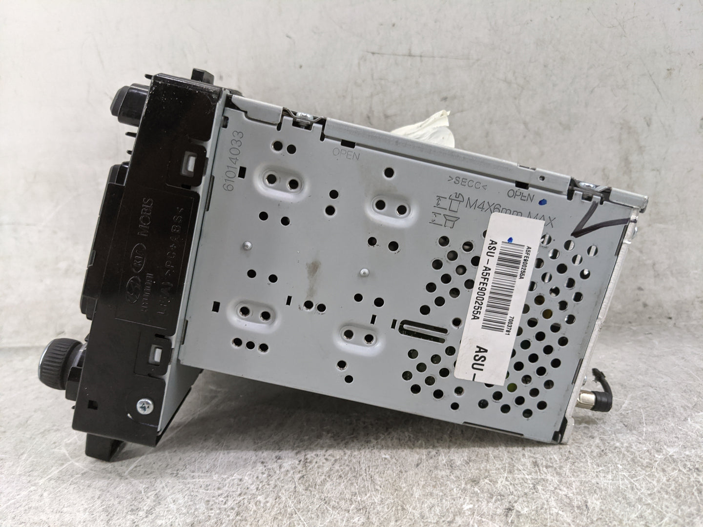 2015 Hyundai Sonata Radio AM FM Cd Player Receiver Replacement P/N:96170C20004X 96170-C20004X, A5FE900255A Fits OEM Used Aut