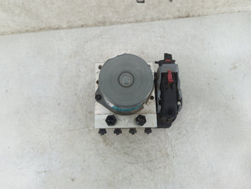 2015-2017 Hyundai Sonata ABS Pump Control Module Replacement P/N:58920-C2200 61580-45100, C2500-30500 Fits Fits 2015 2016 2017 OEM Used Auto Parts