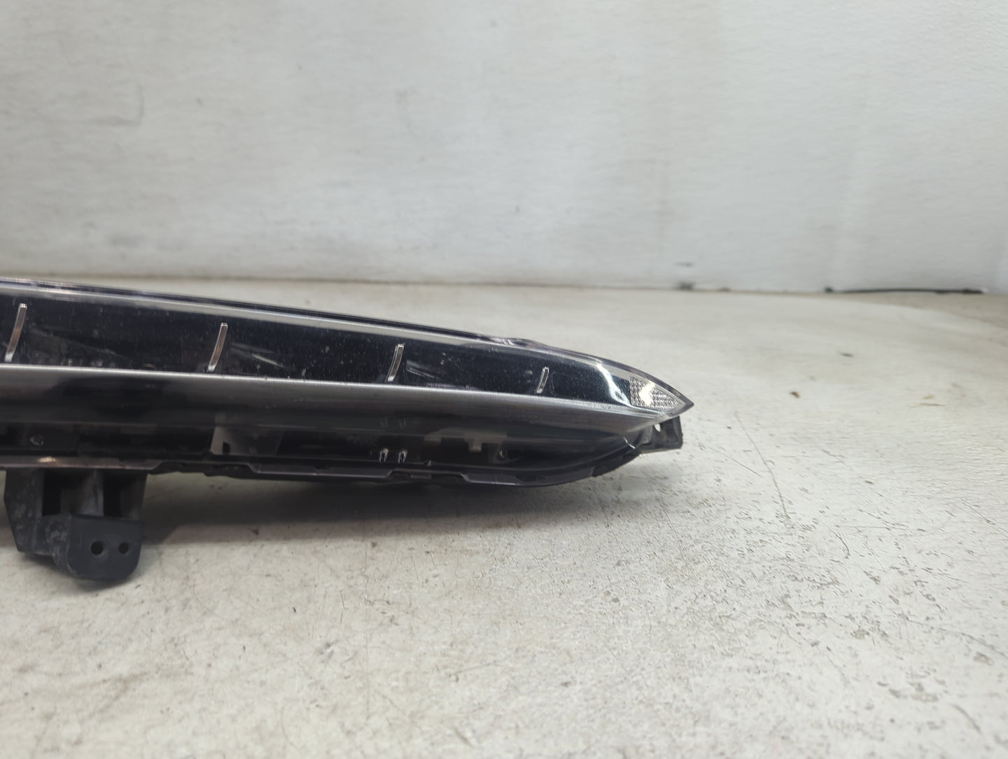 2015 Hyundai Sonata Passenger Right Oem Front Light Lamp 1479277 - Oemusedautoparts1.com