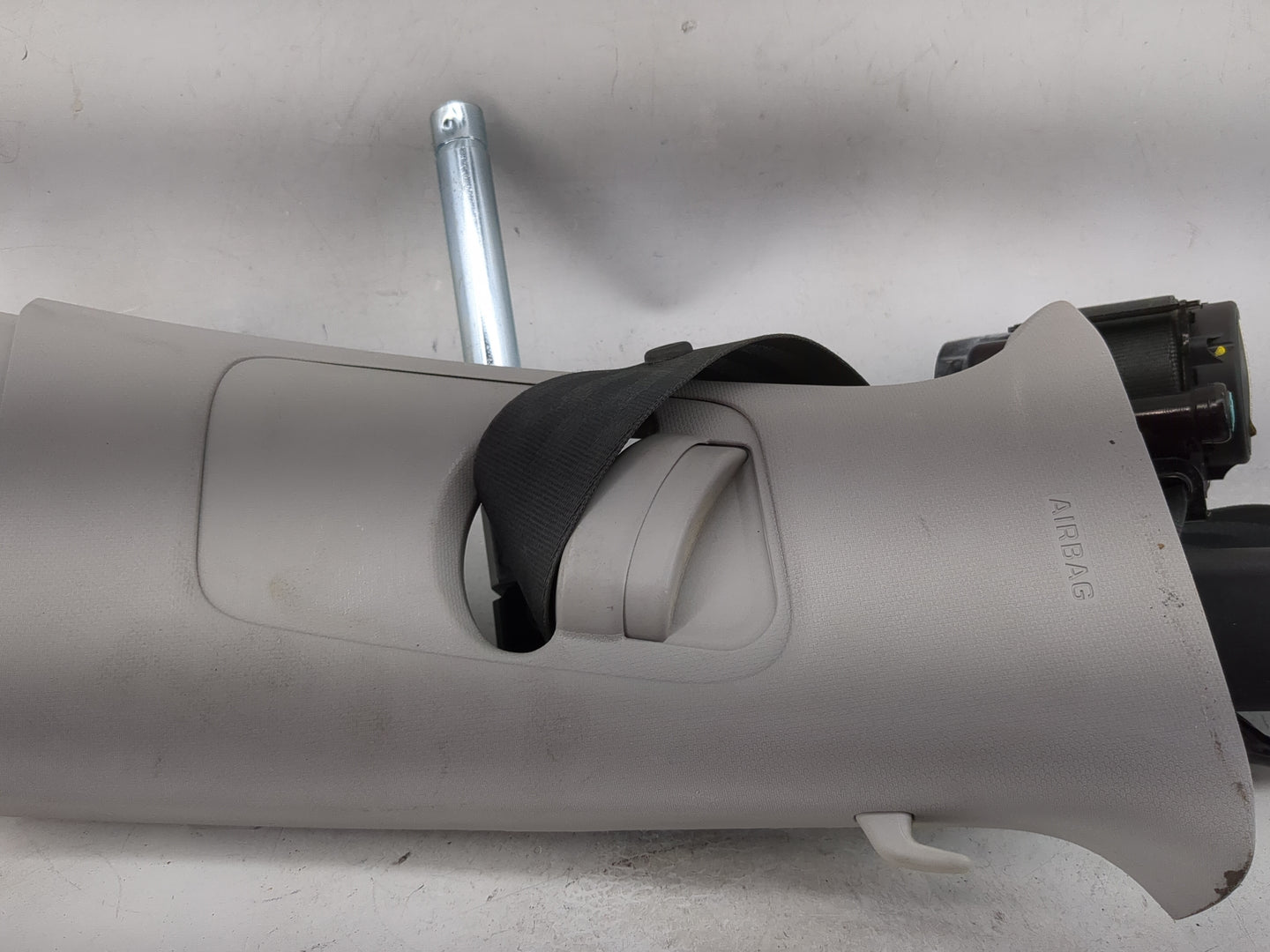 2015-2017 Hyundai Sonata Passenger Right Seat Belt Front Retractor 1479570 - Oemusedautoparts1.com