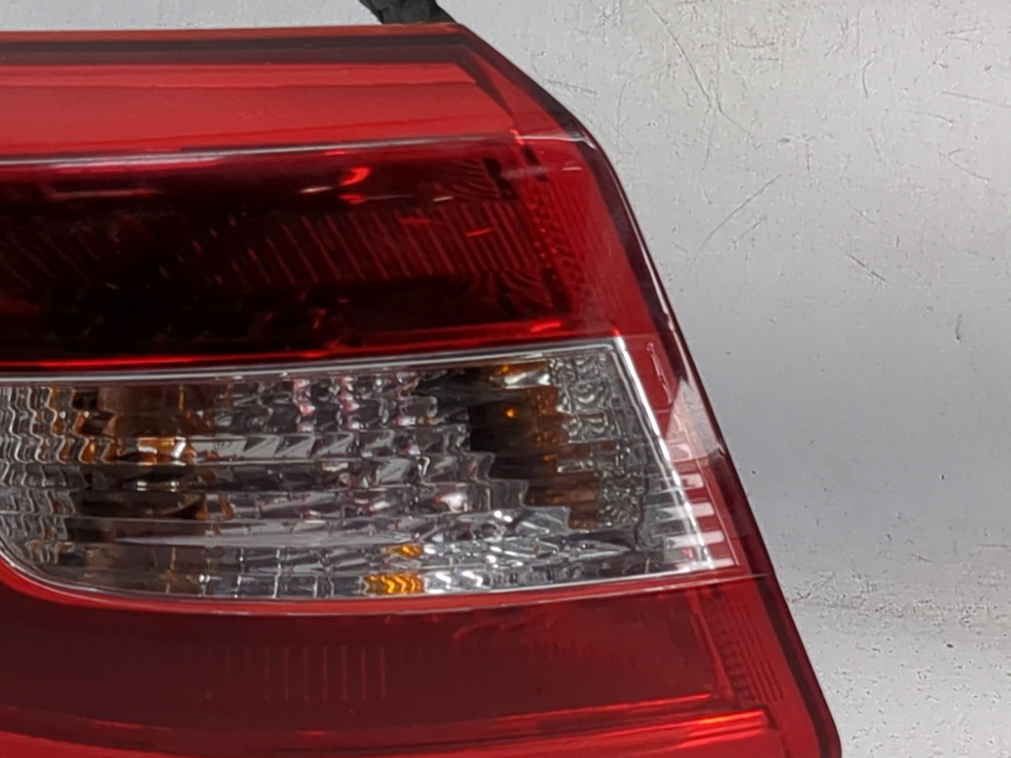 2015-2017 Hyundai Sonata Tail Light Assembly Driver Left OEM P/N:92401-C2000 Fits Fits 2015 2016 2017 OEM Used Auto Parts - 