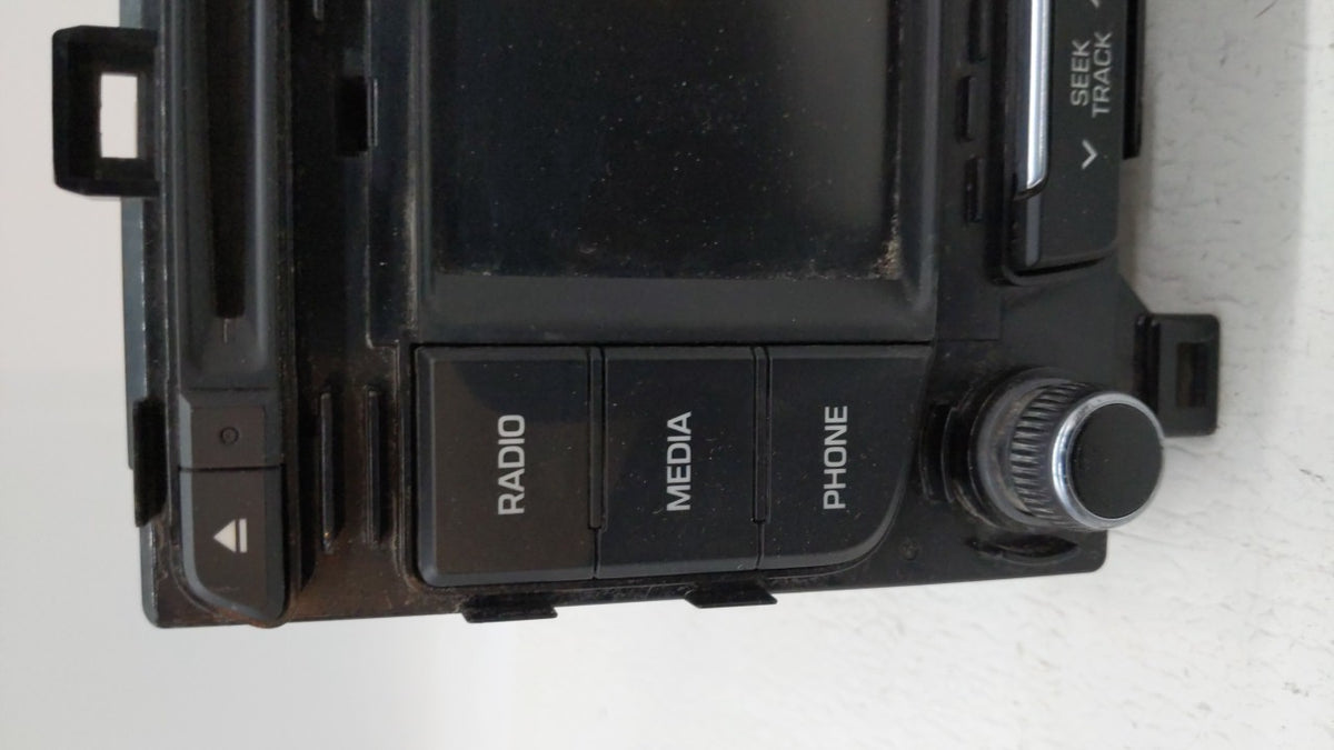 2015-2015 Hyundai Sonata Am Fm Cd Player Radio Receiver 148379 - Oemusedautoparts1.com