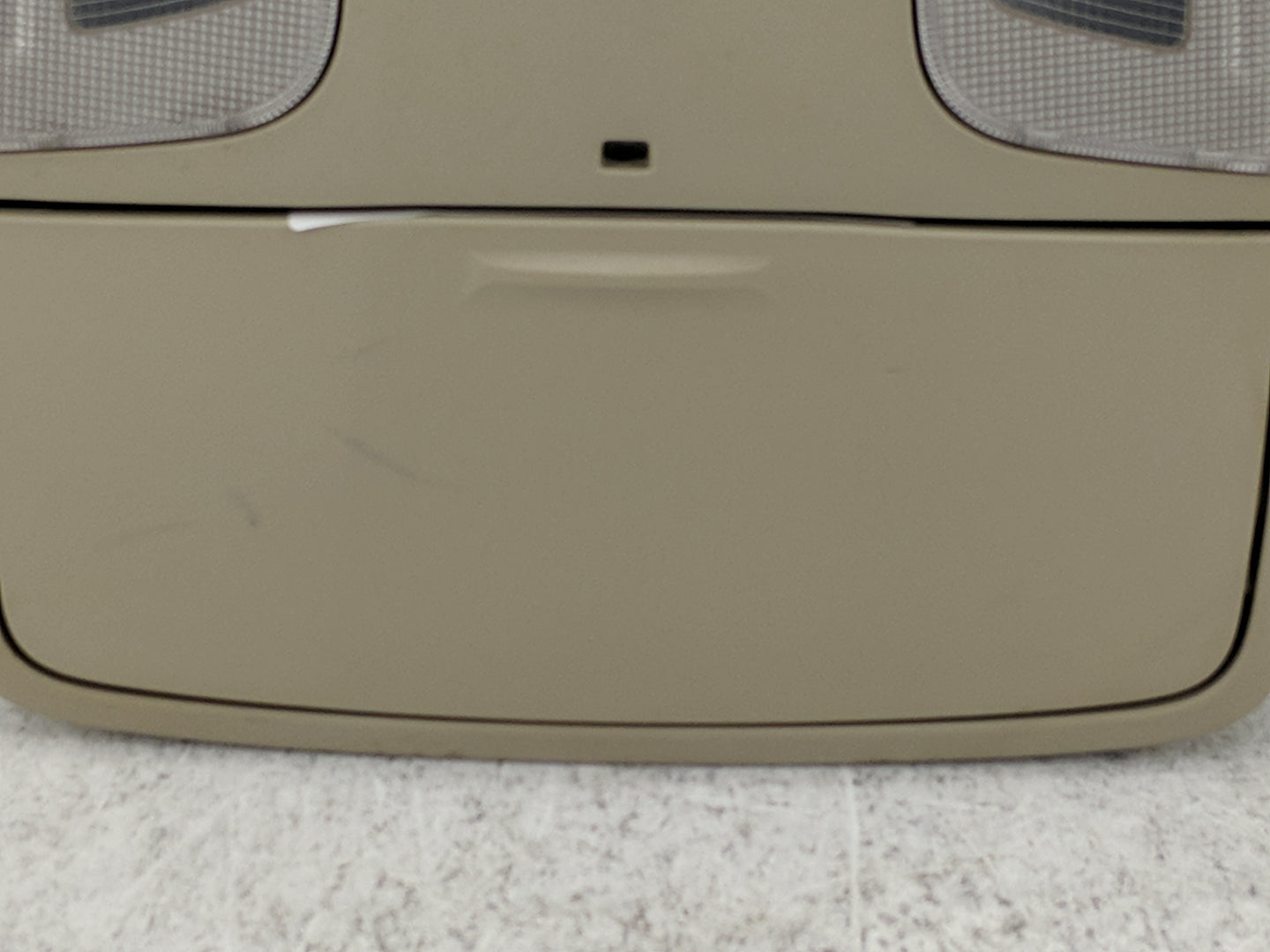 2015-2017 Hyundai Sonata Overhead Roof Console 1484111 - Oemusedautoparts1.com