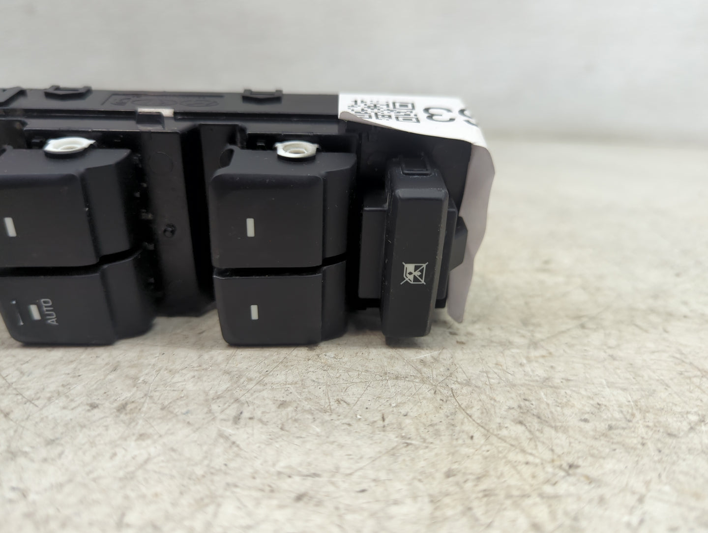 2015-2019 Hyundai Sonata Master Power Window Switch Replacement Driver Side Left P/N:93570-C1000 Fits OEM Used Auto Parts - 