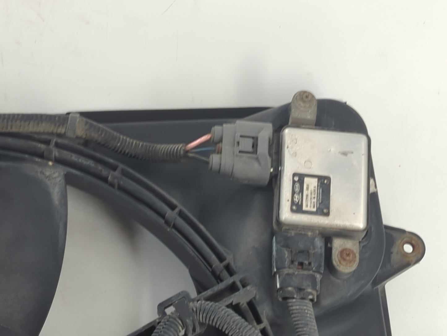 2015-2017 Hyundai Sonata Electric Radiator Cooling Fan Motor Assembly P/N:AA272750-9231 Fits Fits 2015 2016 2017 OEM Used Au