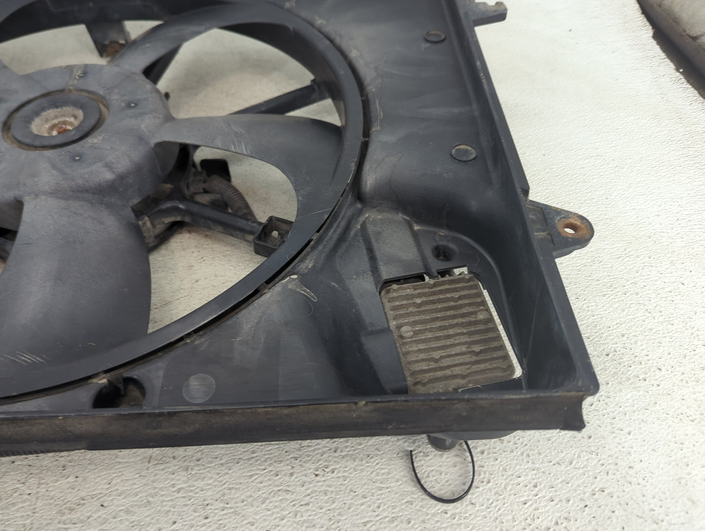 2015-2017 Hyundai Sonata Electric Radiator Cooling Fan Motor Assembly P/N:AA272750-9231 Fits Fits 2015 2016 2017 OEM Used Au