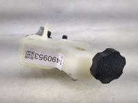 2015-2019 Hyundai Sonata Brake Master Cylinder 1490953 - Oemusedautoparts1.com