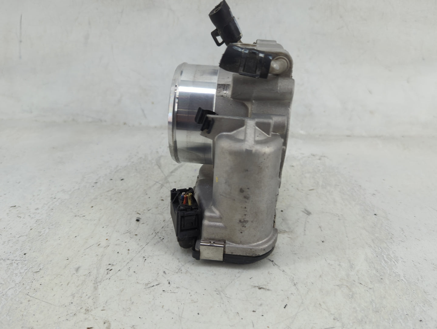 2015-2019 Hyundai Sonata Throttle Body P/N:35100-2G600 0 280 750 618 Fits Fits 2015 2016 2017 2018 2019 2020 2021 OEM Used A