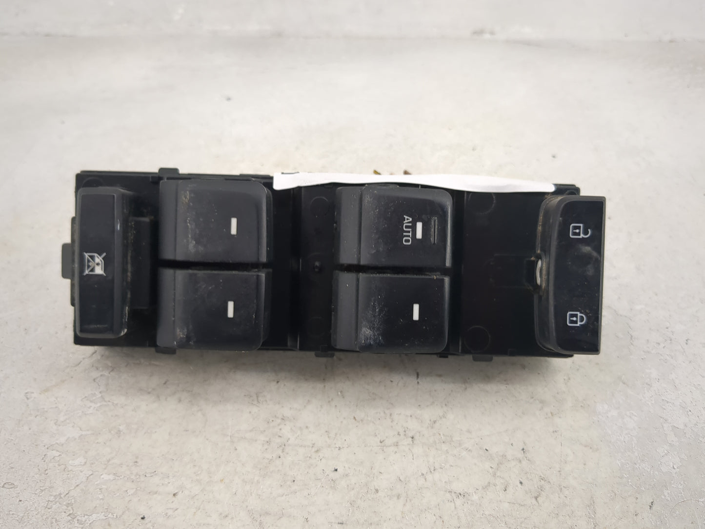 2015-2019 Hyundai Sonata Master Power Window Switch Replacement Driver Side Left P/N:93570-C1000 Fits OEM Used Auto Parts - 