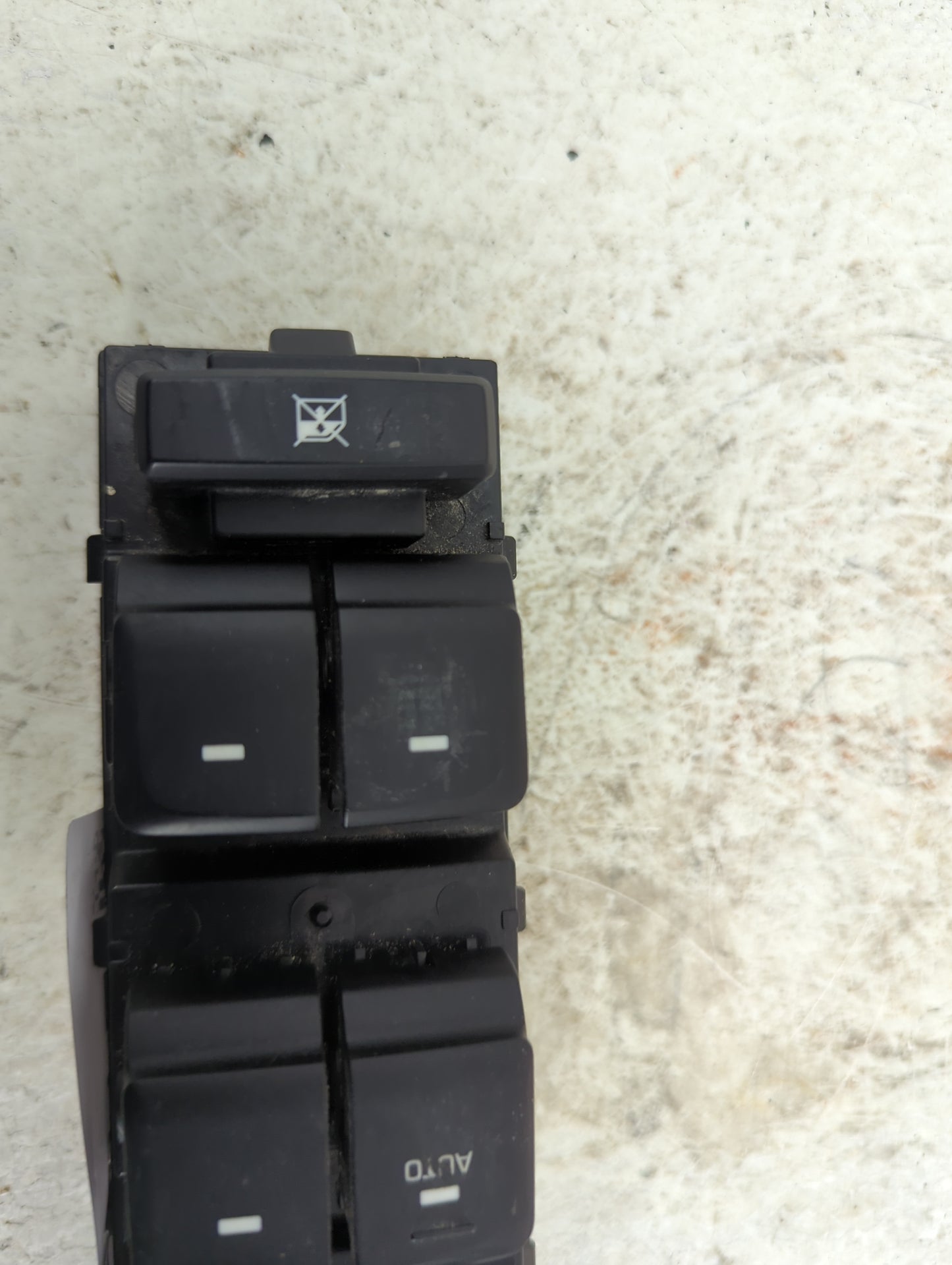 2015-2019 Hyundai Sonata Master Power Window Switch Replacement Driver Side Left P/N:93570-C1000 Fits OEM Used Auto Parts - 