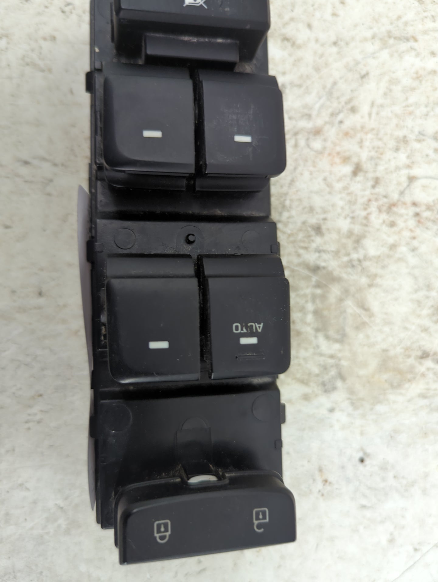 2015-2019 Hyundai Sonata Master Power Window Switch Replacement Driver Side Left P/N:93570-C1000 Fits OEM Used Auto Parts - 