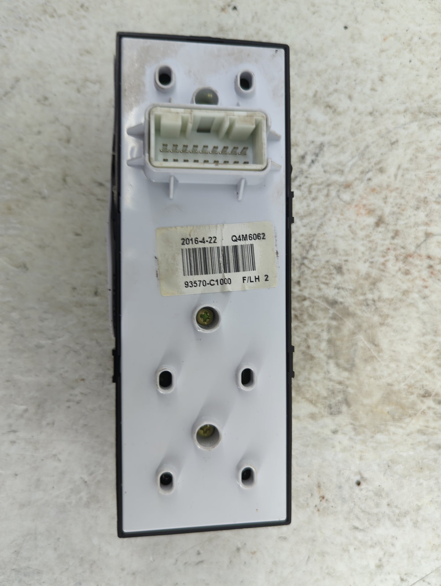 2015-2019 Hyundai Sonata Master Power Window Switch Replacement Driver Side Left P/N:93570-C1000 Fits OEM Used Auto Parts - 