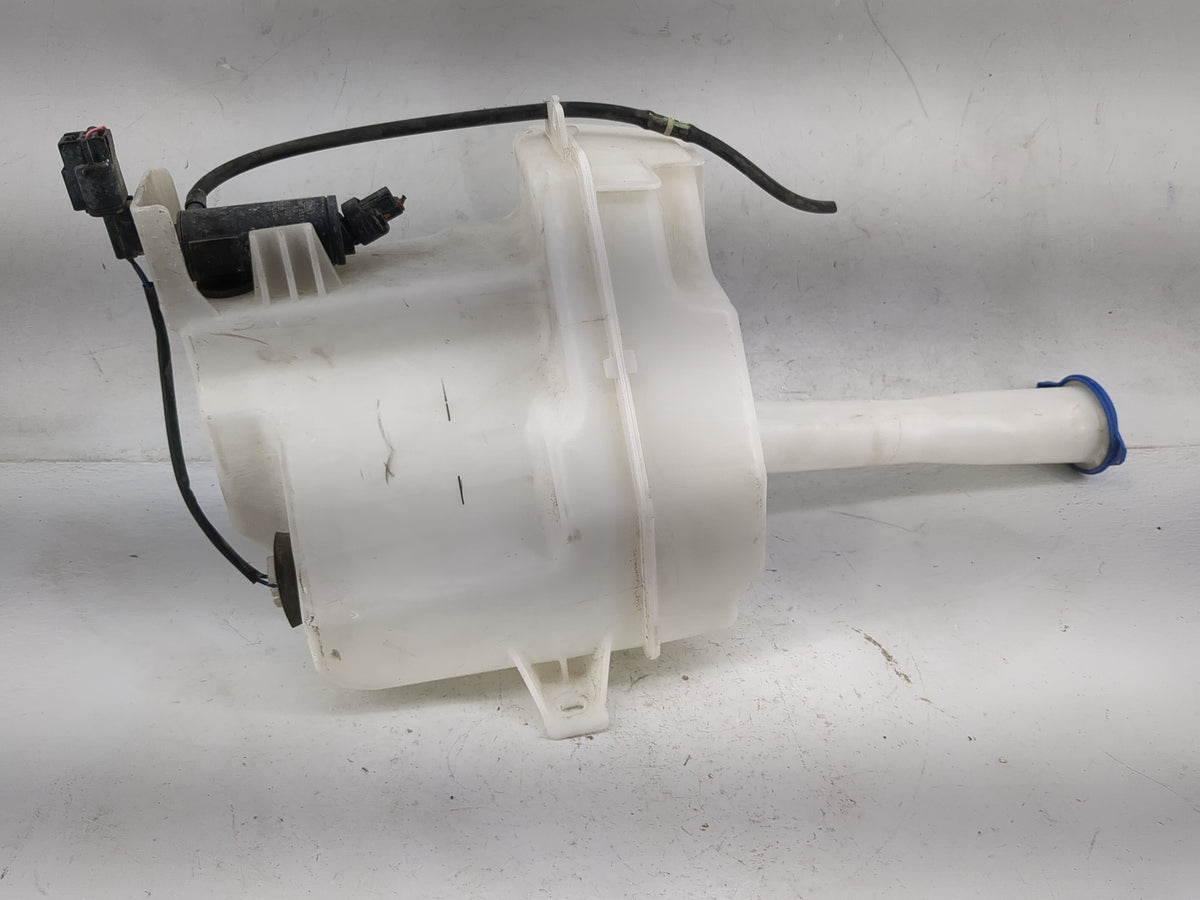 2015-2019 Hyundai Sonata Windshield Washer Fluid Reservoir Bottle Oem 1497968 - Oemusedautoparts1.com