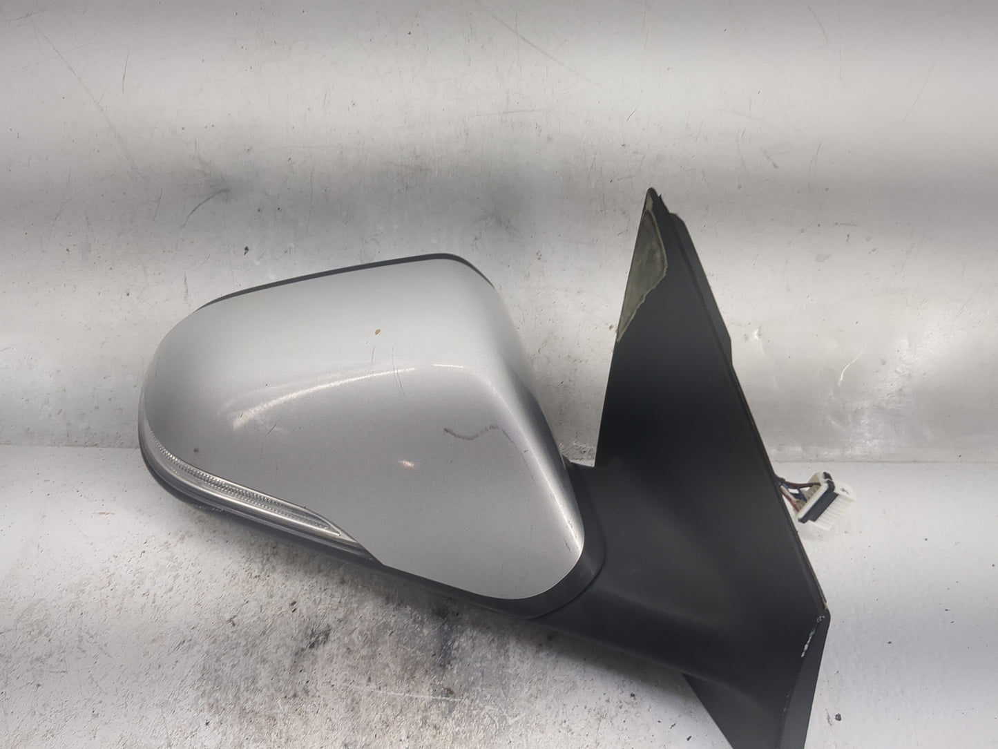 2015 Hyundai Sonata Passenger Side View Mirror - Right Door Mirror OEM Used - Oemusedautoparts1.com