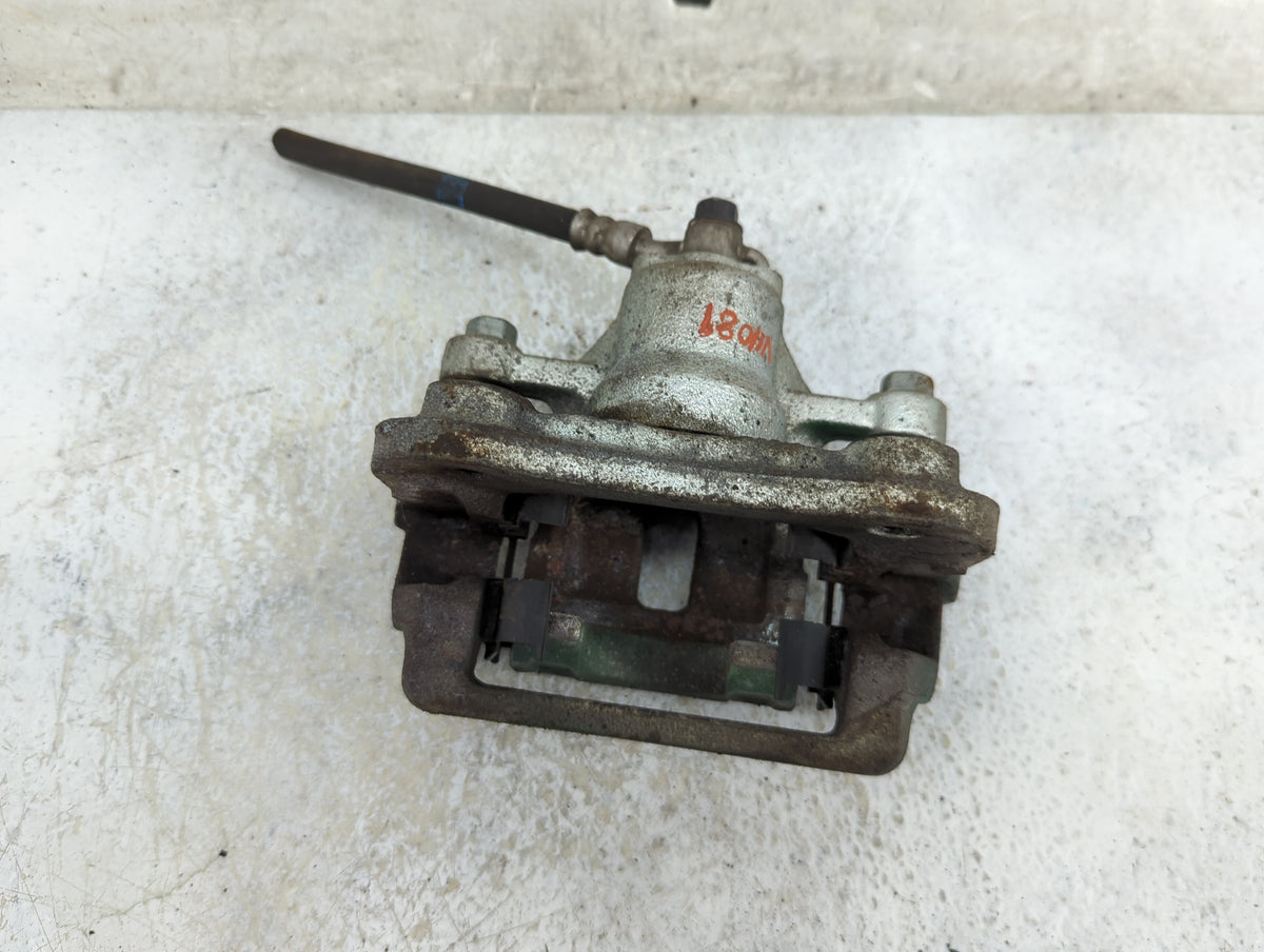 2015-2015 Hyundai Sonata Rear Driver Left Brake Caliper - Oemusedautoparts1.com