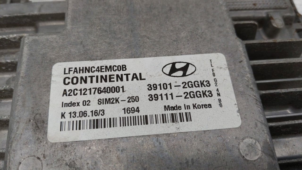 2015-2017 Hyundai Sonata PCM Engine Control Computer ECU ECM PCU OEM P/N:39101-2GGK0 39101-2GGL4 Fits Fits 2015 2016 2017 OE