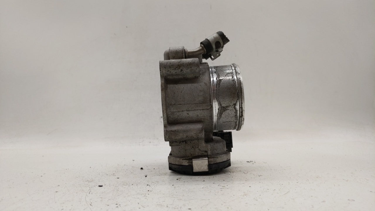 2015-2019 Hyundai Sonata Throttle Body P/N:35100-2G610 Fits Fits 2015 2016 2017 2018 2019 OEM Used Auto Parts - Oemusedautop