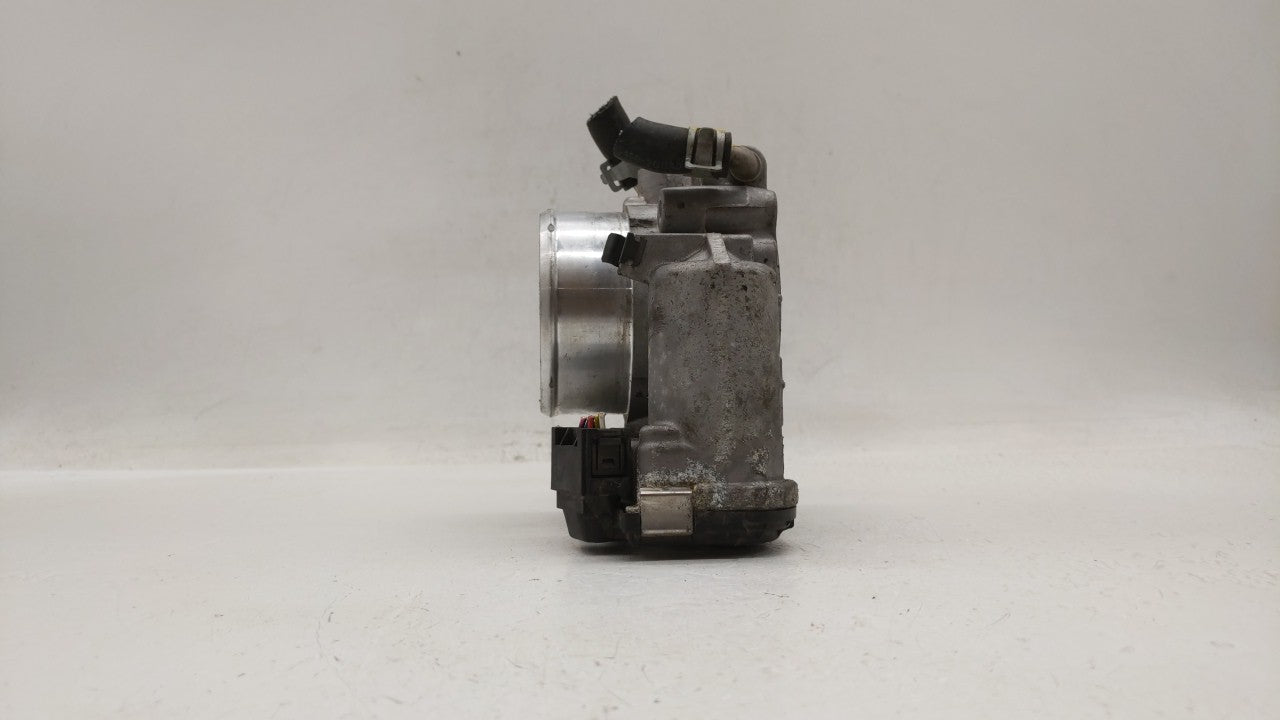 2015-2019 Hyundai Sonata Throttle Body P/N:0 280 750 618 35100-2G600 Fits Fits 2015 2016 2017 2018 2019 OEM Used Auto Parts 