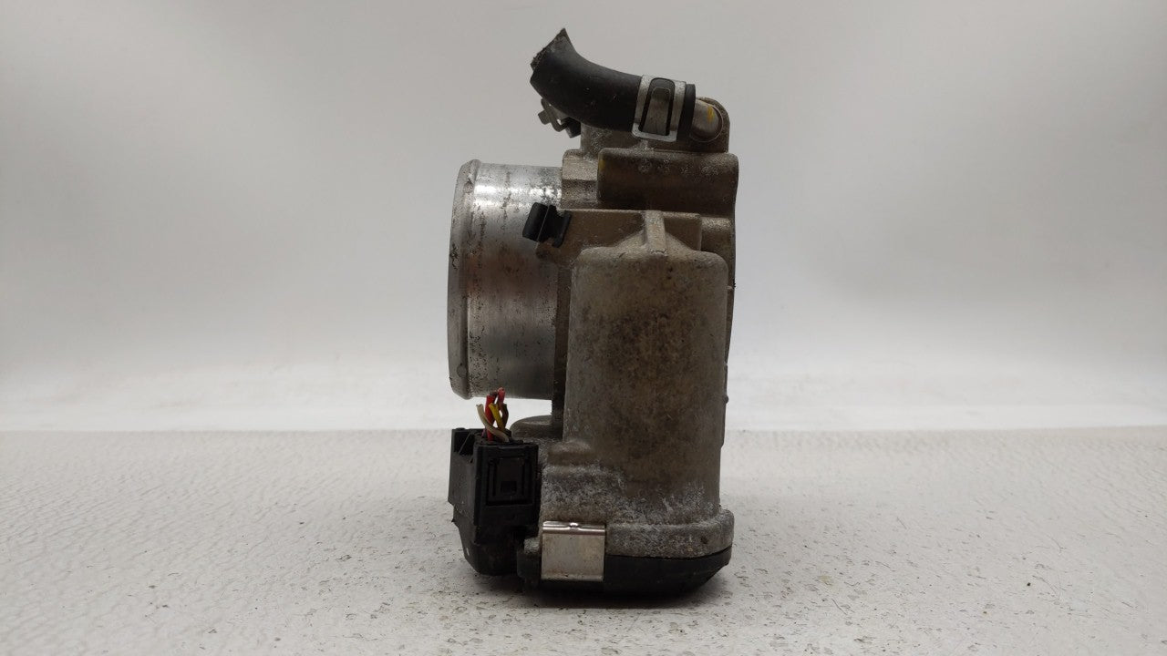 2015-2019 Hyundai Sonata Throttle Body P/N:0 280 750 618 35100-2G600 Fits Fits 2015 2016 2017 2018 2019 OEM Used Auto Parts 