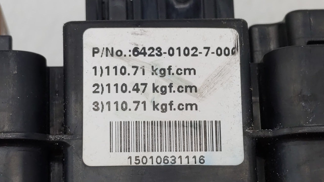 2015 Hyundai Sonata Fusebox Fuse Box Panel Relay Module P/N:91200C2010LA 6423-0102-7-000 Fits OEM Used Auto Parts - Oemuseda