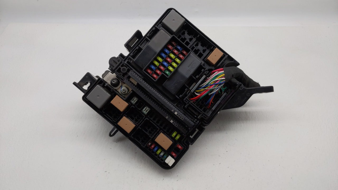 2015 Hyundai Sonata Fusebox Fuse Box Panel Relay Module P/N:91200C2010LA 6423-0102-7-000 Fits OEM Used Auto Parts - Oemuseda