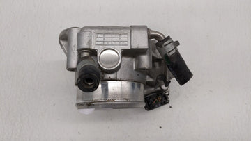 2011-2015 Hyundai Sonata Throttle Body P/N:35100-2G800 Fits Fits 2011 2012 2013 2014 2015 2016 OEM Used Auto Parts