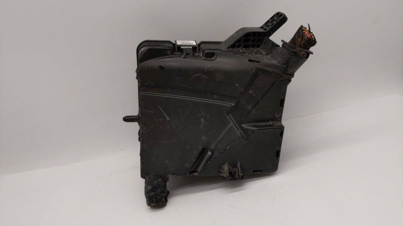 2015 Hyundai Sonata Fusebox Fuse Box Panel Relay Module P/N:91200C2010LA 6423-0102-7-000 Fits OEM Used Auto Parts - Oemuseda