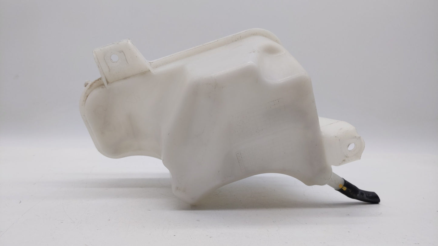 2011-2015 Hyundai Sonata Radiator Coolant Overflow Expansion Tank Bottle 304089 - Oemusedautoparts1.com