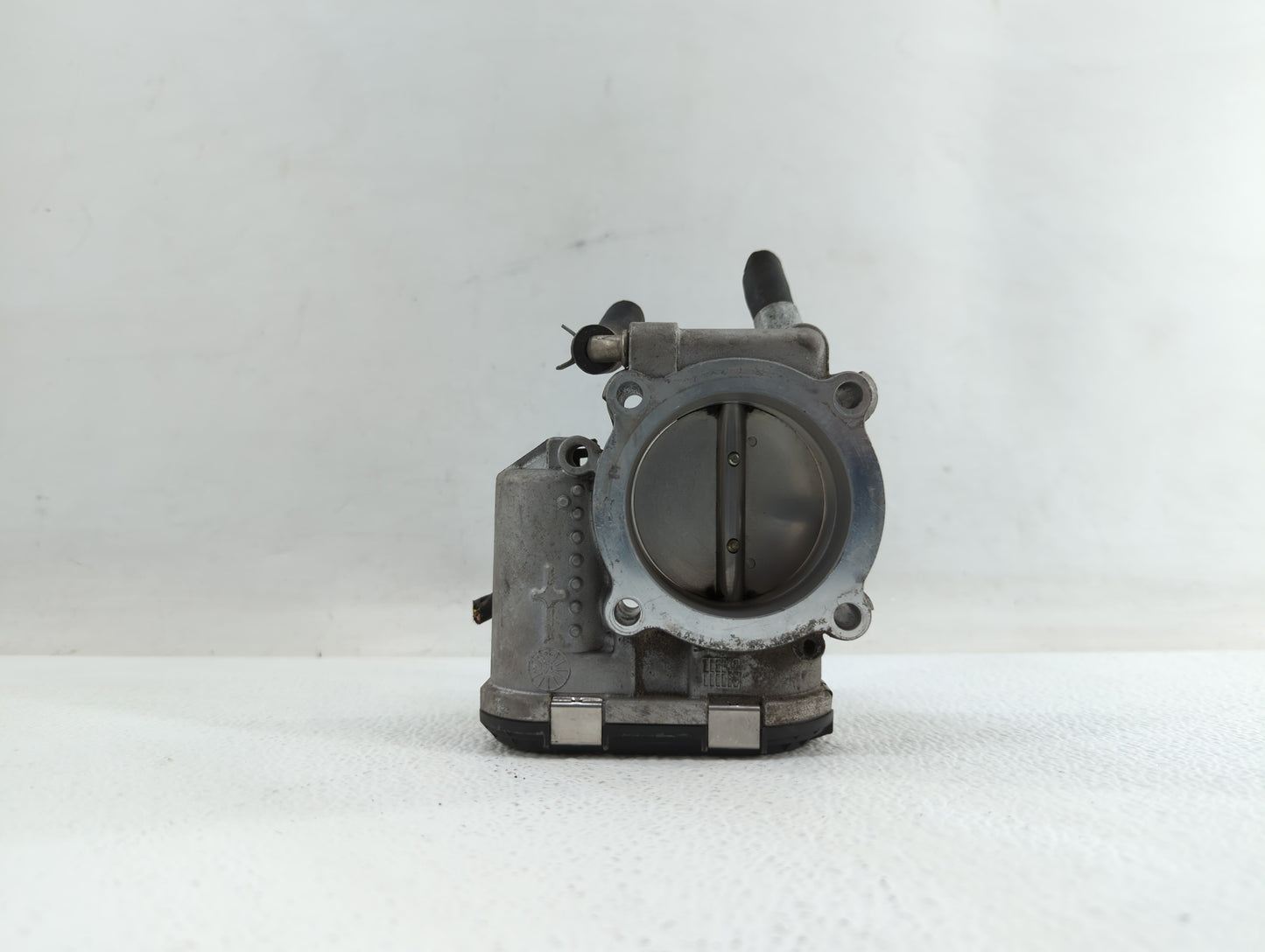 2015-2019 Hyundai Sonata Throttle Body P/N:35100-2G600 Fits Fits 2015 2016 2017 2018 2019 OEM Used Auto Parts - Oemusedautop