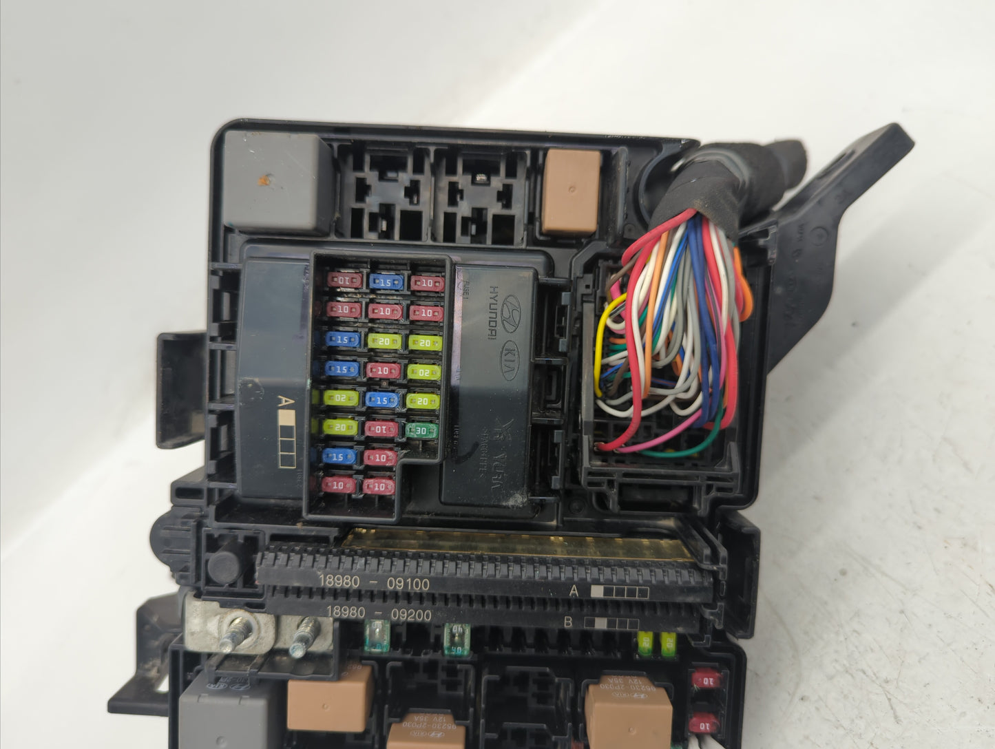 2015 Hyundai Sonata Fusebox Fuse Box Panel Relay Module P/N:91200C2040 6423-0102-7-000 Fits OEM Used Auto Parts - Oemusedaut