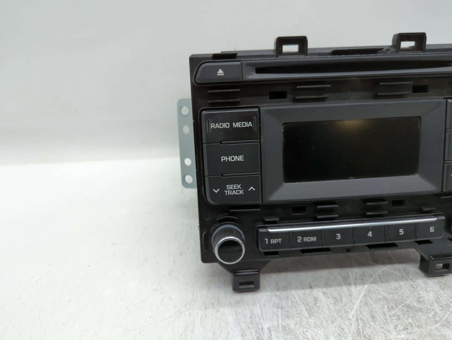 2015-2015 Hyundai Sonata Am Fm Cd Player Radio Receiver - Oemusedautoparts1.com